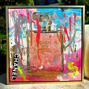 Art CHANEL RESIN COVERED